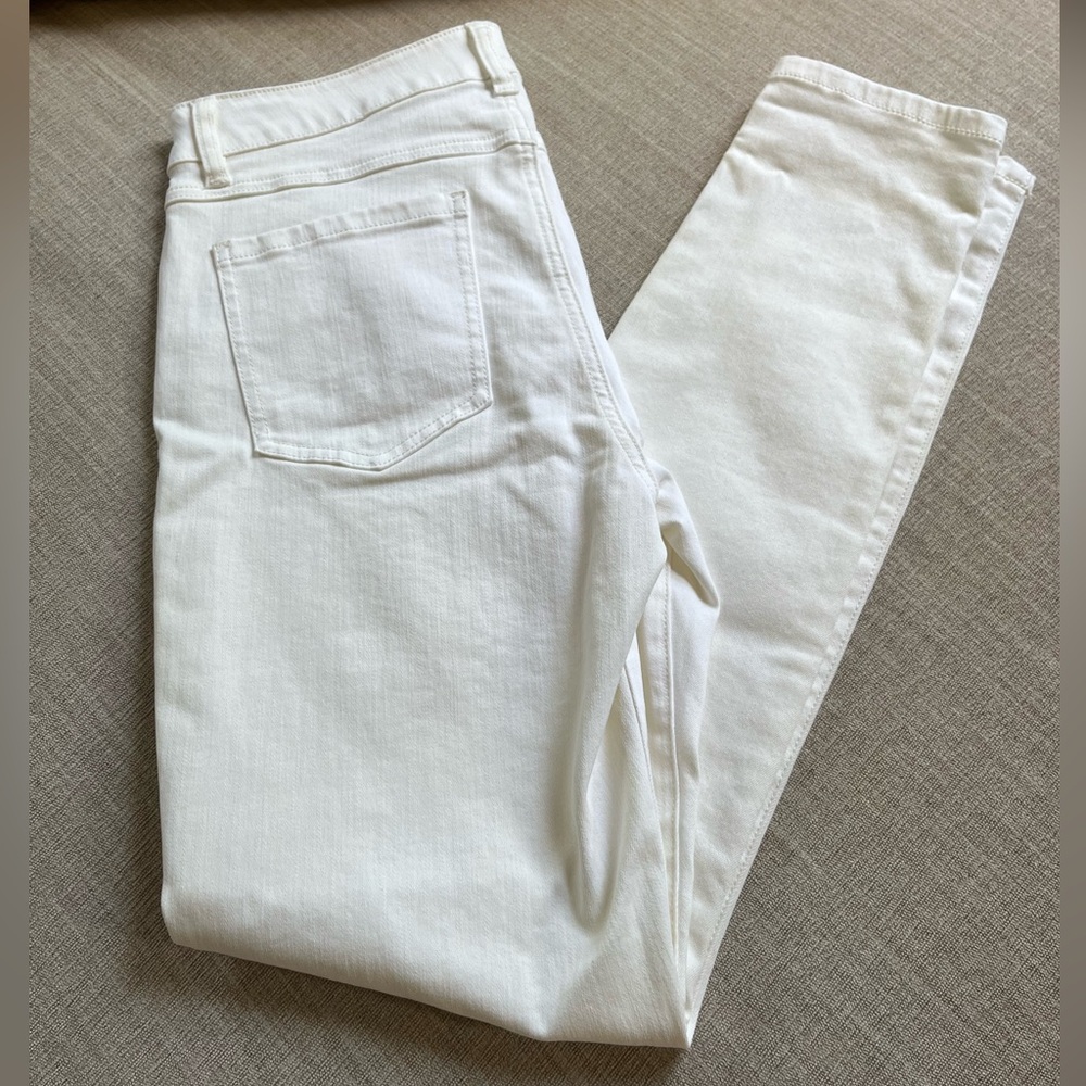 Cabi High Skinny White Denim Jeans. Women’s Size: 8. - Picture 3 of 8